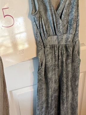 Sleeveless Cotton Jumpsuit in Heather Gray